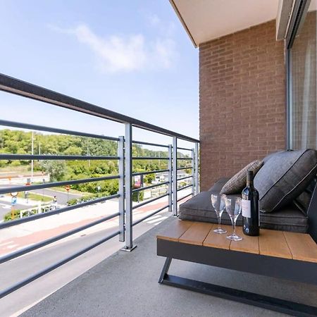 Huswell - Bright Apartment With Parking Near The Beach Bredene Buitenkant foto