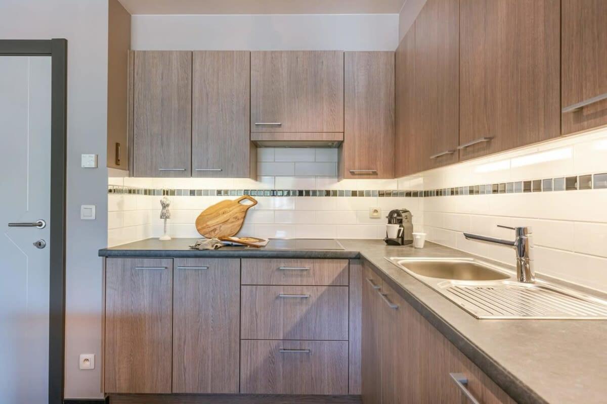 Huswell - Bright Apartment With Parking Near The Beach Bredene Buitenkant foto